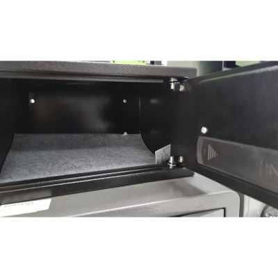 Caja fuerte de seguridad marca SAFEWELL BY ABM Caja fuerte de seguridad marca SAFEWELL BY ABM