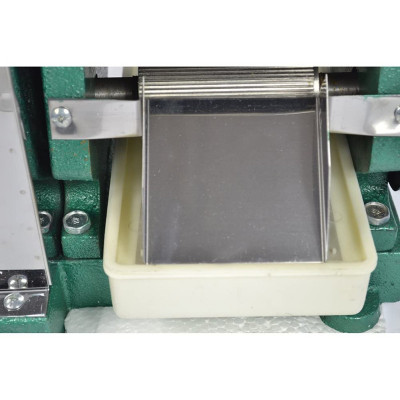 Máquina Manual Exprimidora de caña de azúcar MARCA PREMIERE BY ABM Máquina Manual Exprimidora de caña de azúcar MARCA PREMIERE BY ABM